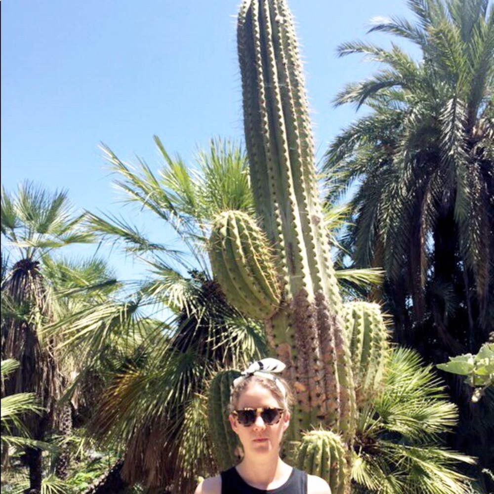 Meet your Posher, Caitlin